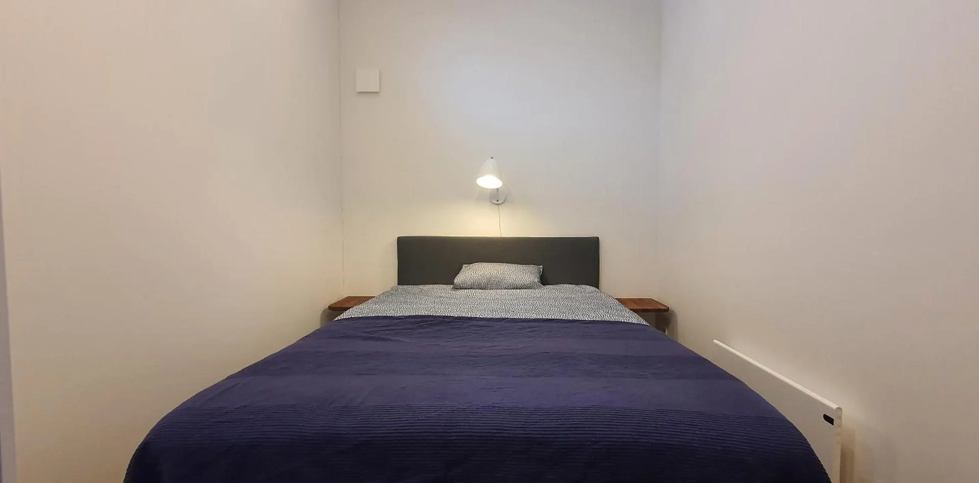 Smakfullt Attefallshus Med Stort Loft Naera Naturen Stockholm 0*,  Sweden